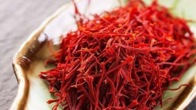 Mua saffon chính hãng ở đâu? Saffron vua là địa chỉ cung cấp nhụy hoa nghệ tây chất lượng