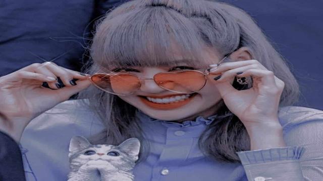 Nụ cười siêu đáng yêu của Lalisa